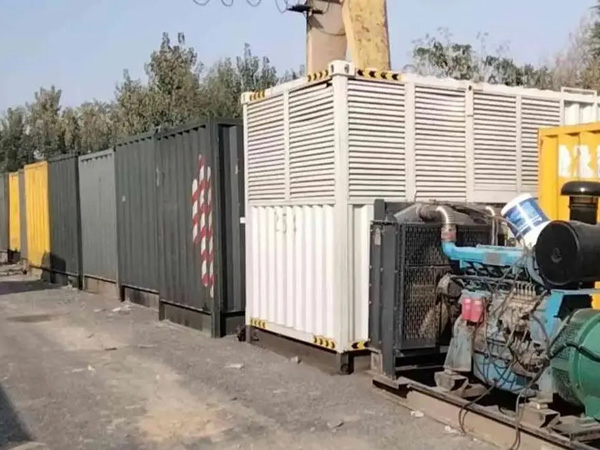 丹凤200KW柴油发电机机组每小时油耗是多少？